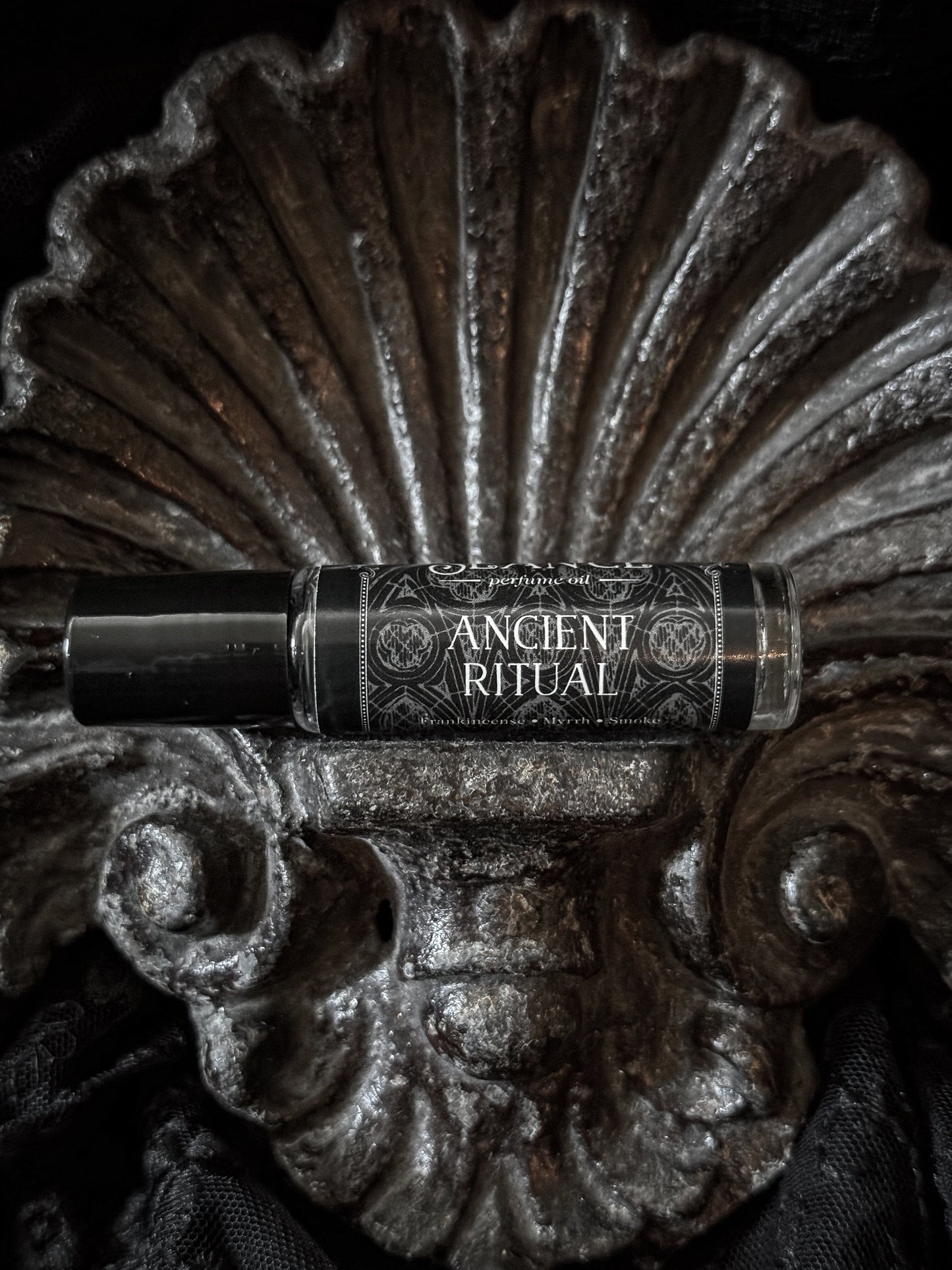 Ancient Ritual Perfume Oil Roller | Frankincense & Myrrh