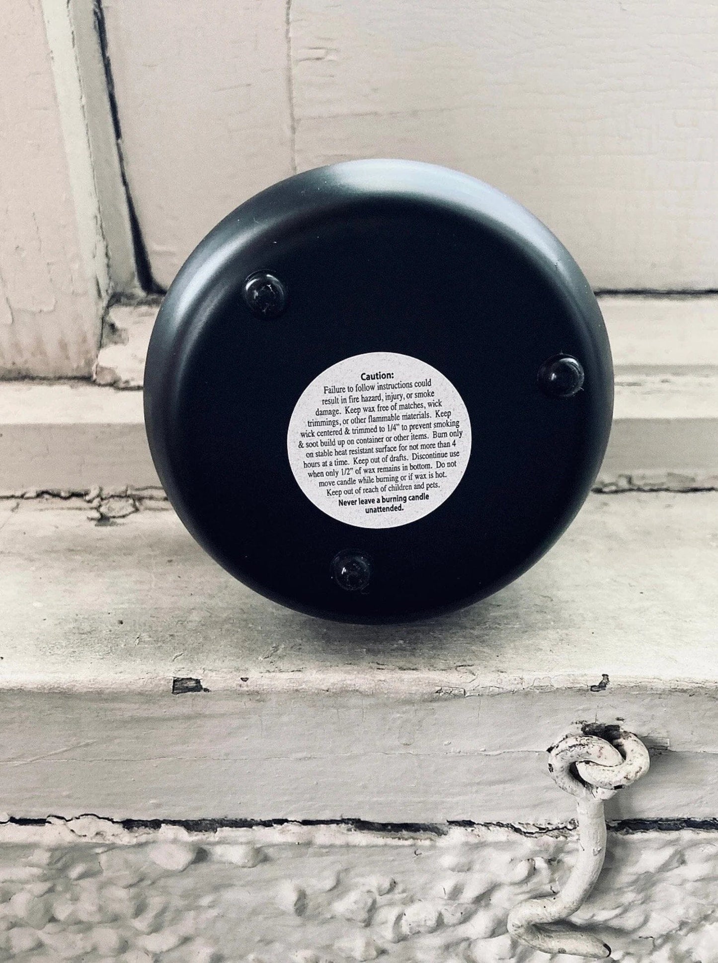 Full Moon Black Soy Candle | Dark Musk Home Fragrance