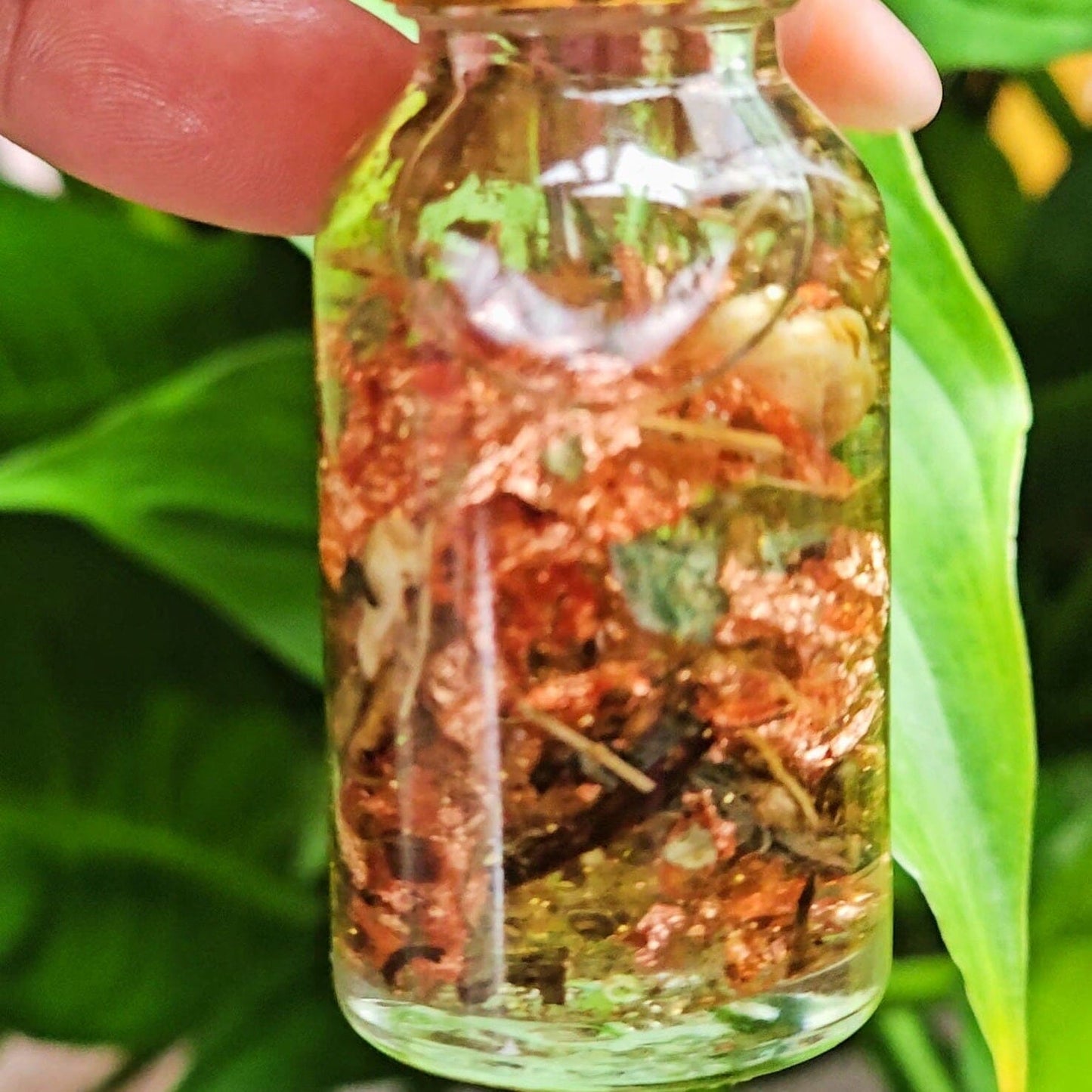 Lucky Rich Girl Ritual Oil | Confidence & Abundance Ritual Oil