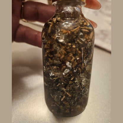 Rich Witch Bitch Ritual Oil | Intuition & Reflection Ritual Oil