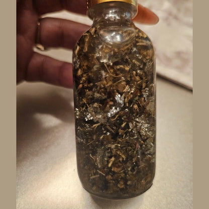 Rich Witch Bitch Ritual Oil | Intuition & Reflection Ritual Oil