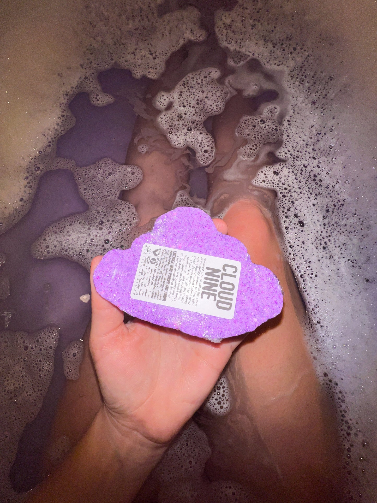 Cloud Nine Amethyst Bath Bomb – Lavender Amber Relaxation Soak