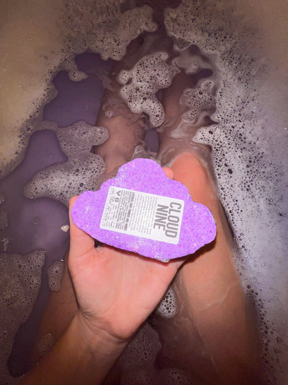 Cloud Nine Amethyst Bath Bomb – Lavender Amber Relaxation Soak