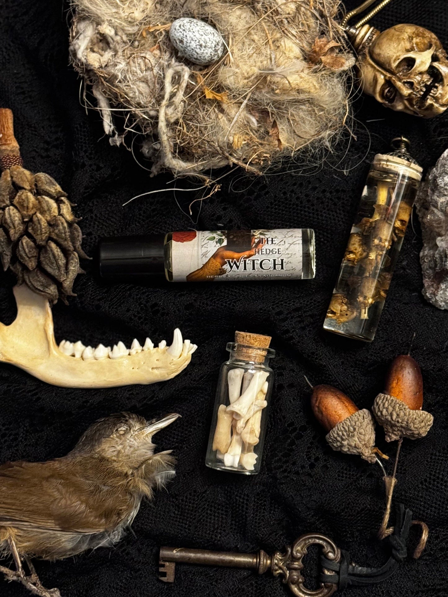 The Hedge Witch Perfume Oil Roller | Sweet Tobacco & Herbs