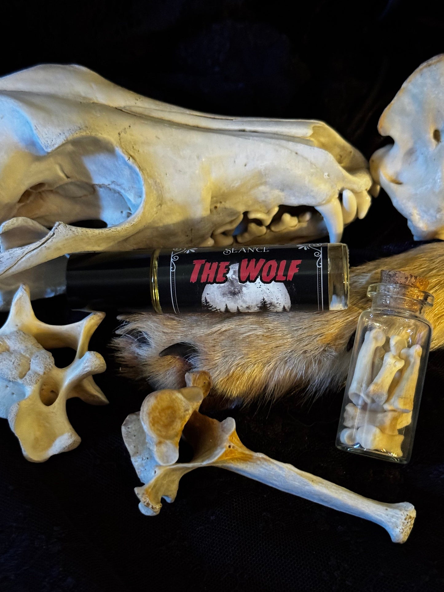 The Wolf Perfume Oil Roller | Forest & Musk