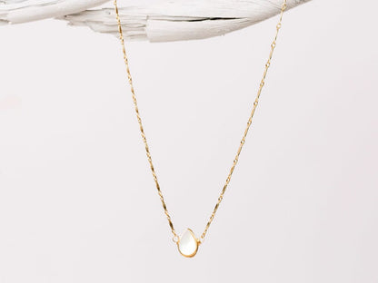 Aya Choker | Mother of Pearl Teardrop Necklace