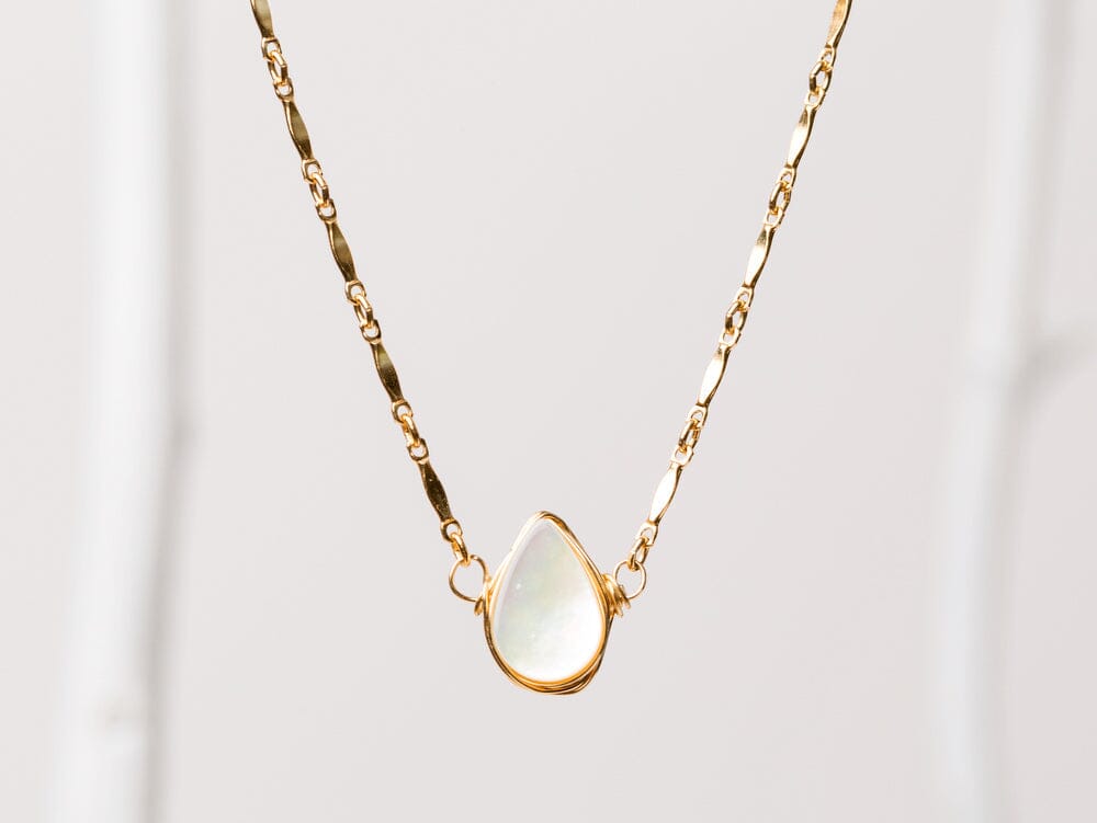 Aya Choker | Mother of Pearl Teardrop Necklace
