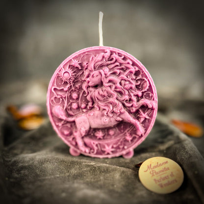 Beeswax Leo Zodiac Spell Candle – Creativity, Confidence & Leadership