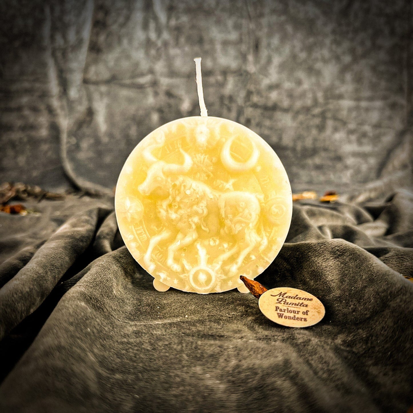 Beeswax Taurus Zodiac Spell Candle – Abundance, Stability & Sensuality