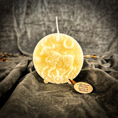 Beeswax Taurus Zodiac Spell Candle – Abundance, Stability & Sensuality