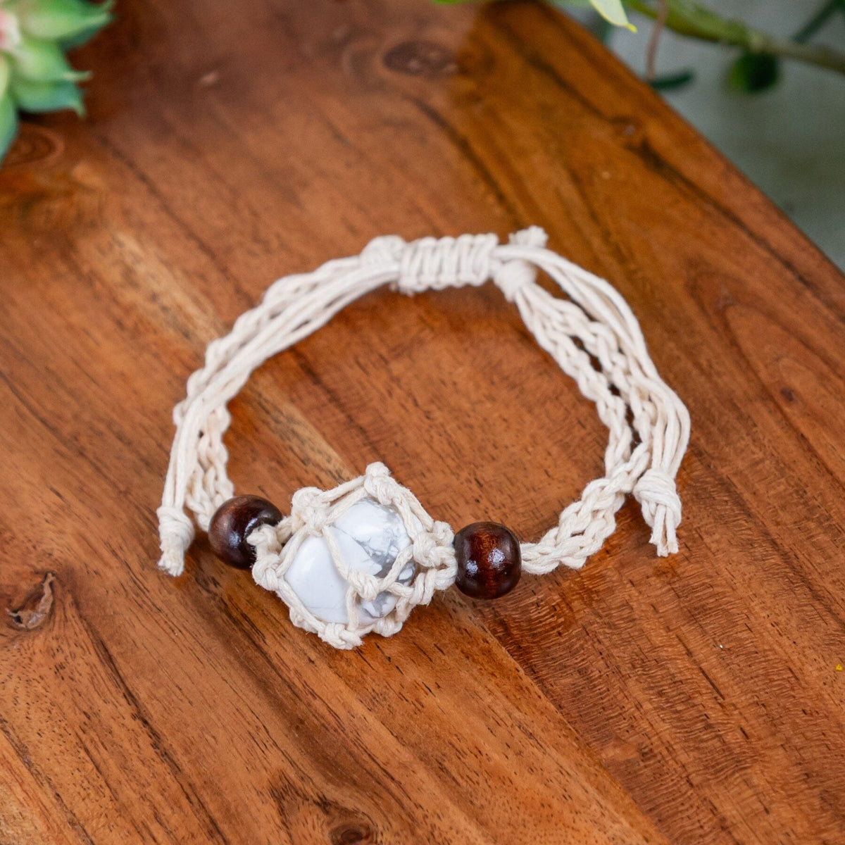 Macrame Crystal Holder Bracelet | Braided Stone Cage