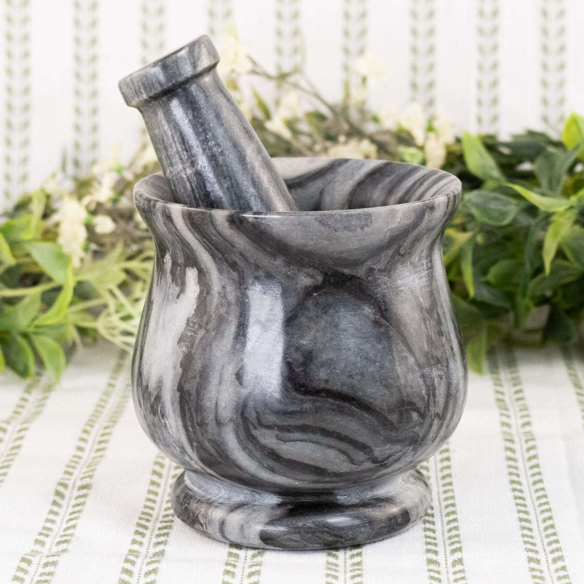 Black & White Stone Mortar and Pestle
