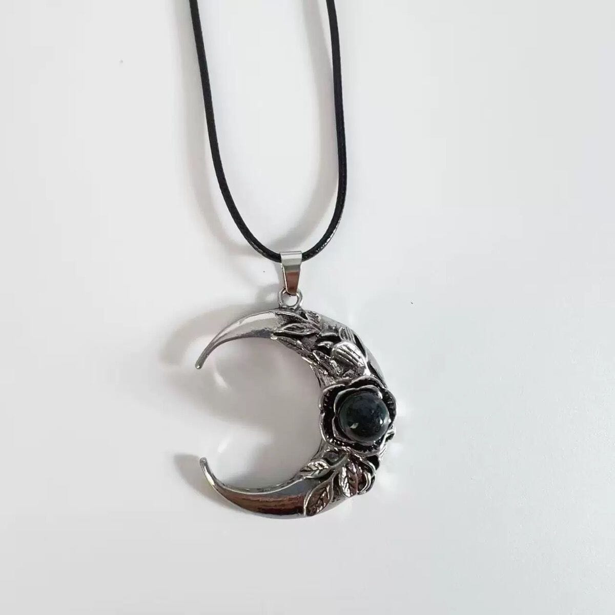 Crescent Moon Crystal Pendant Necklace - Spirit Nest