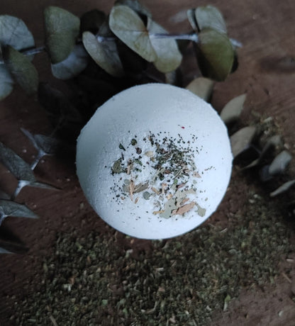 Just Breathe Bath Bomb – Eucalyptus & Peppermint