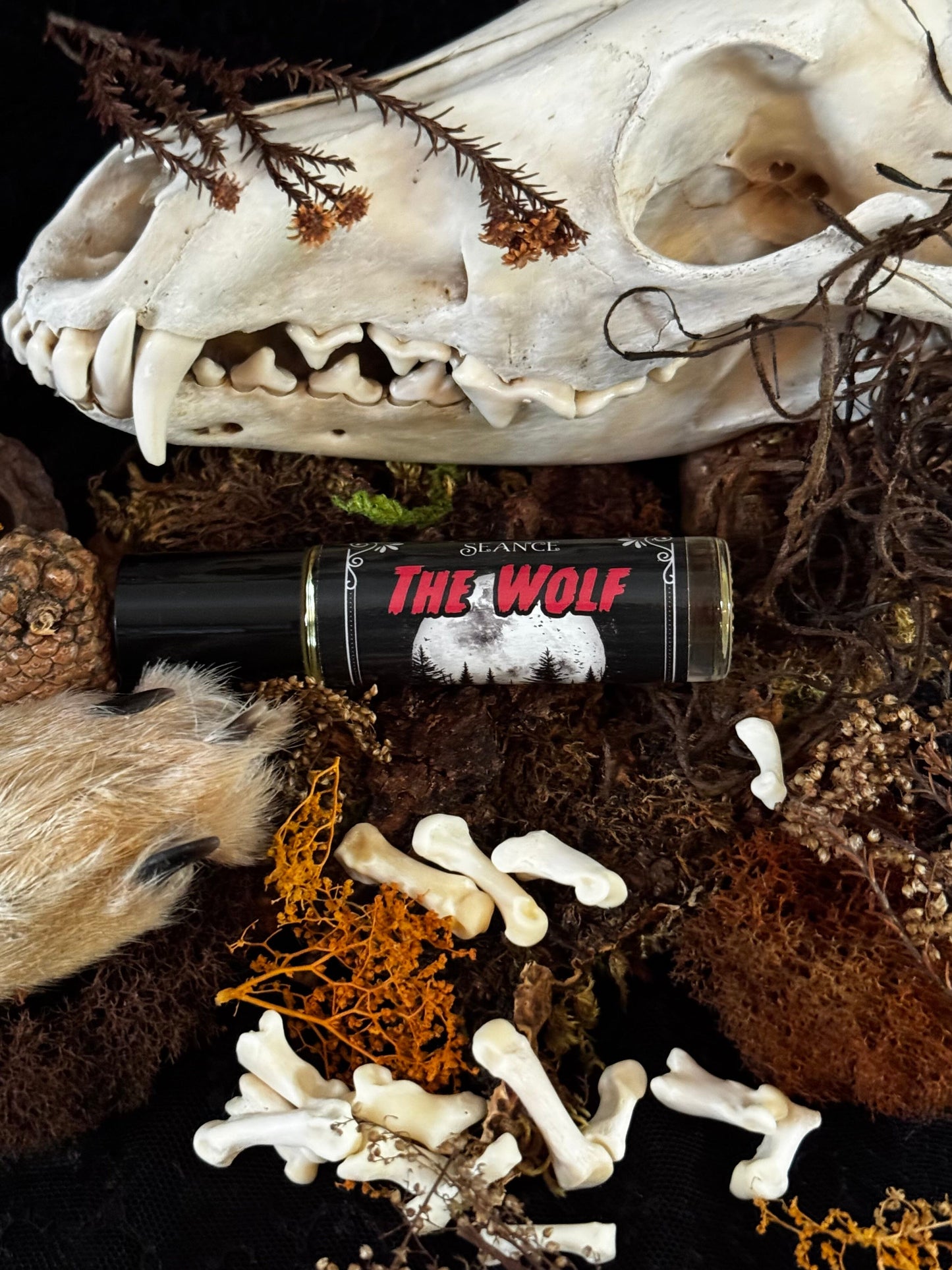 The Wolf Perfume Oil Roller | Forest & Musk