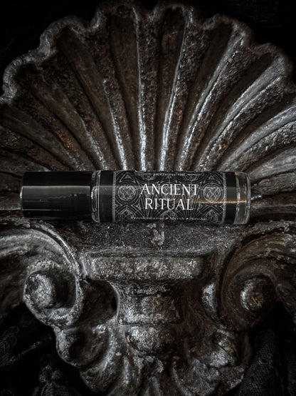 Ancient Ritual Perfume Oil Roller | Frankincense & Myrrh