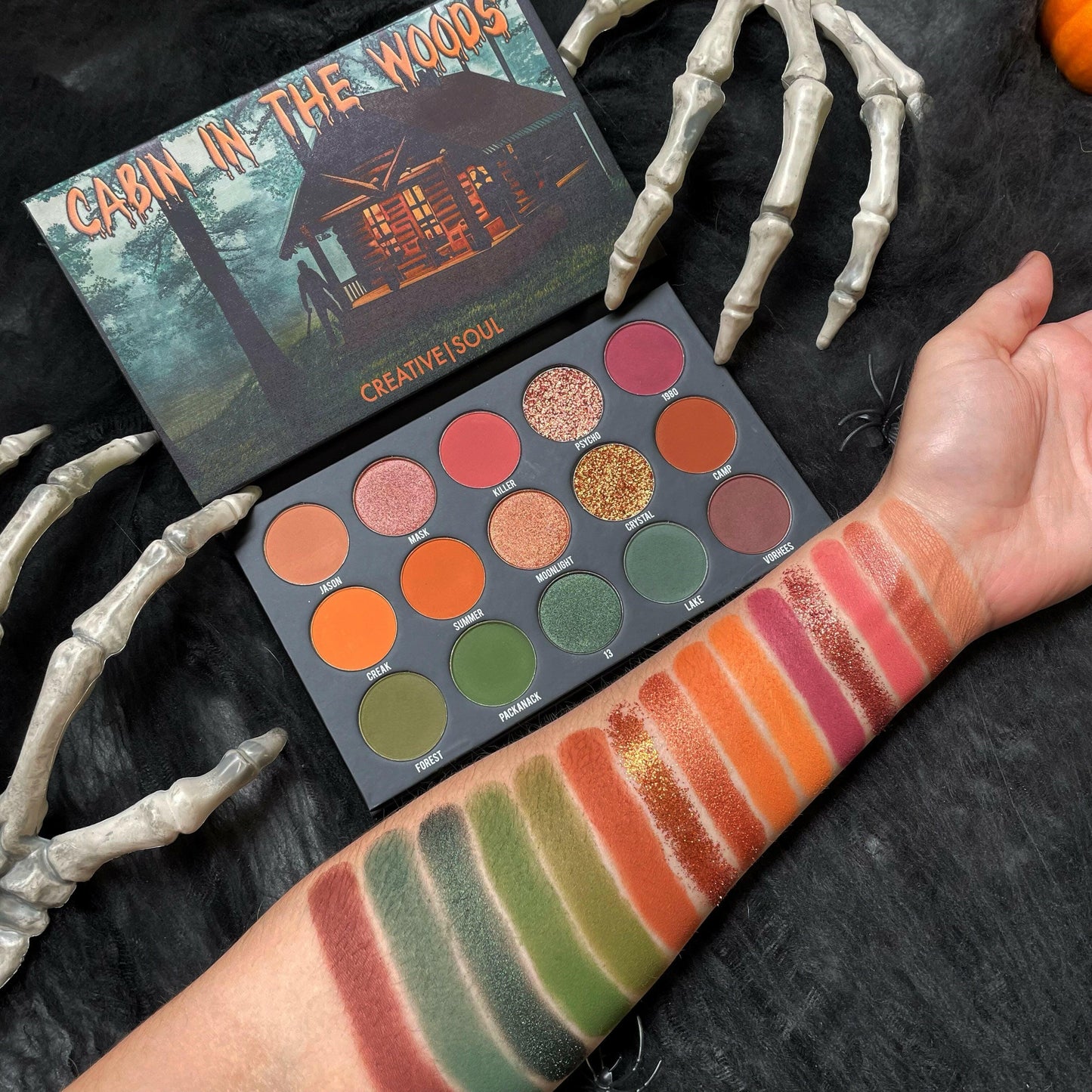 Cabin In The Woods Eyeshadow Palette - Spirit Nest