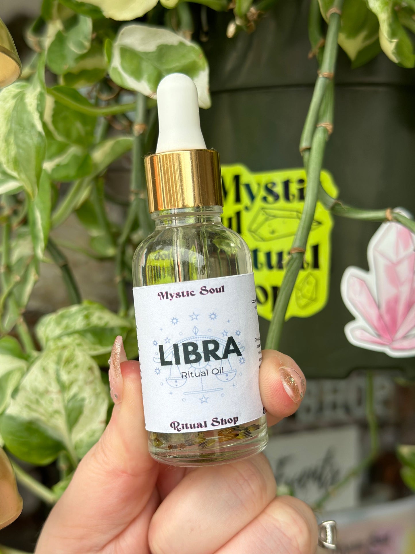 Zodiac Oils – Astrological Ritual Oil Blends