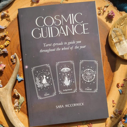 Cosmic Guidance – Book of Astrological Tarot Spreads