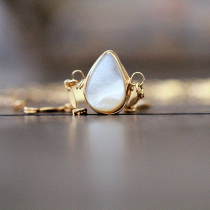 Aya Choker | Mother of Pearl Teardrop Necklace