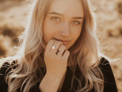 Moonbeam Ring - Black Agate | Crescent Moon Gemstone Ring