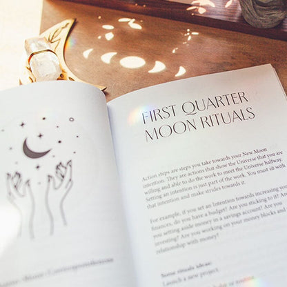 Lunar Intentions – A Book on Manifesting with the Moon