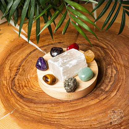 Money-Magnet Lamp – Crystal Light for Abundance & Focus - Spirit Nest
