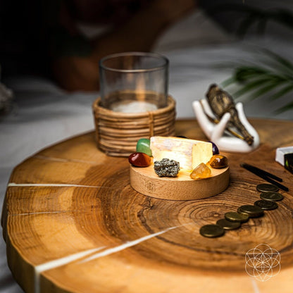 Money-Magnet Lamp – Crystal Light for Abundance & Focus - Spirit Nest