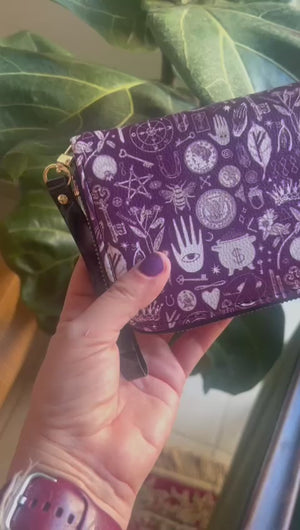 Witchy Abundance Magnet Wallet