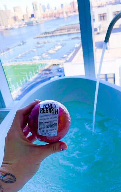 Venus Rebirth Bath Bomb - Rose Quartz Ritual Soak