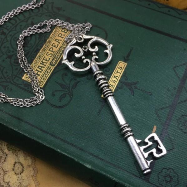 Mayfair Witches Inspired Key Necklace Made With Emerald -  in
