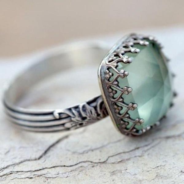 Vintage Mint Green Moonstone Ring