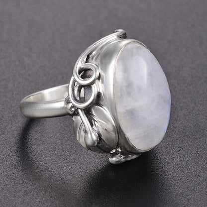 Vintage Decorated Oval Moonstone Ring